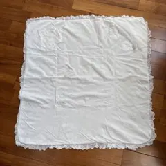 おくるみ・ブランケット 85㎝✖️85㎝ ホワイトフリル、羽根、ハートポケット付き