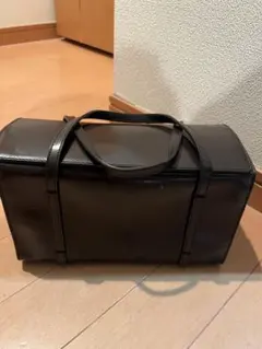 PRADA ブラック レザーハンドバッグ