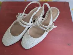 アイボリー ツイード ストラップ パンプスZARAサイズ42