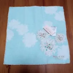 PAUL & JOE 花柄刺繍ハンカチ 水色