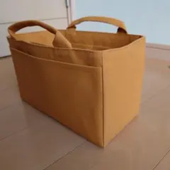 Item thumbnail for item 3d042acf-c8fc-4088-aa3e-581639767700