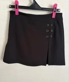 ミニスカート サイドスリット 、ボウリングにも