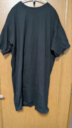 H&M ブラック Tシャツ Mサイズ　ロング丈