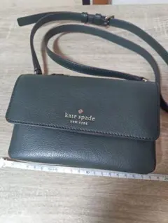 kate spade NEW YORK ショルダーウォレット ダークグリーン