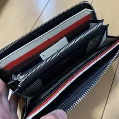 美品！ タケオキクチ エンボスレザー 長財布