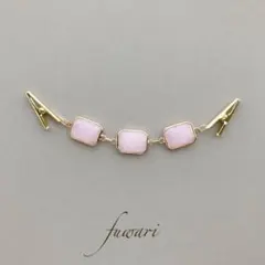 【ピンク】キラッと輝く、スクエア硝子のストールクリップ　入学　着物　春　桜