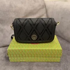 チェーンバッグ ショルダーバッグ