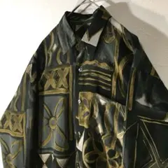 【個性派古着】長袖総柄デザインシャツ　アート柄　深緑他マルチカラー　メンズM