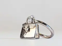 エルメス ヴィンテージ ボリード ピルケース ブローチ シルバー - メルカリ