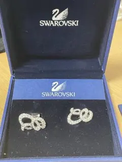 Swarovski スワンモチーフ イヤリング