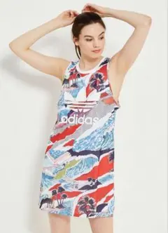 adidas タンクトップ