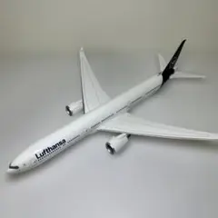 LIMOX ルフトハンザ航空 ボーイング 777X 1/200飛行機模型本体のみのサムネイル