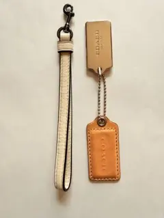 COACH レザータグ　レザーチャーム