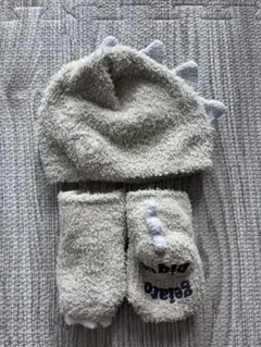 【2点セット】GELATO PIQUE 恐竜デザイン帽子と靴下