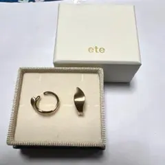 ete フープイヤリング　ペタル