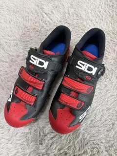 SIDI サイクリングシューズ ブラック/レッド　サイズ42 箱無しのサムネイル