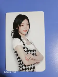 ITZYONAIRポプストランヤードローティングアクリルスタンドチェリョントレカ