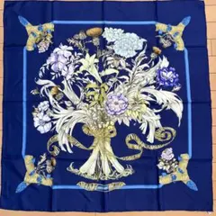 HERMÈS(エルメス) カレ90 レジーナ　シルク100%スカーフ