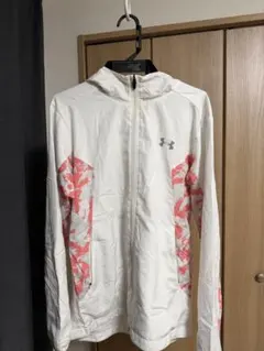 Under Armour フード付きウィンドブレーカー Mサイズ