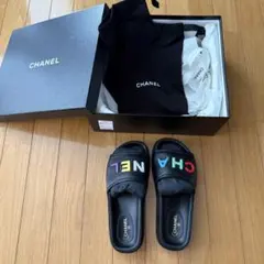 シャネル　CHANEL サンダル　ロゴ　黒のサムネイル