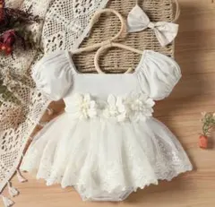 SHEIN ベビードレス　3-6M