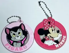 ディズニー ラバーキーホルダー ミニー フィガロ キラキララメ入り