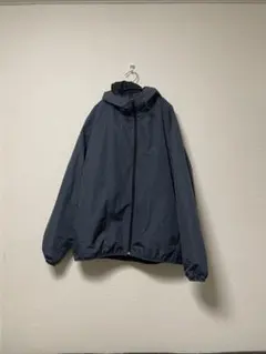 gu ナイロンジャケット