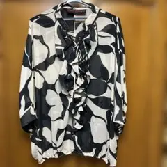 COOLA シアーフリルブラウス モノトーン レースアップ 上品