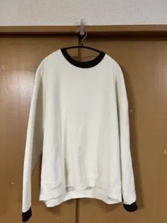 アイボリー クルーネック トレーナー