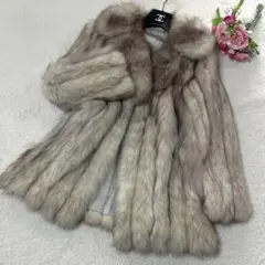 2026年最新】シルバー フォックス 毛皮 コートの人気アイテム - メルカリ