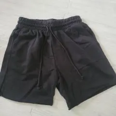 H&M ブラック ショートパンツ M