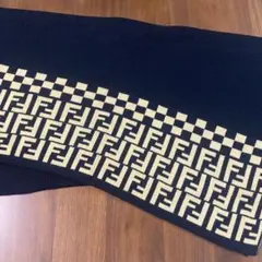 【FE72】 FENDI フェンディ マフラー ストール 大判 ズッカ