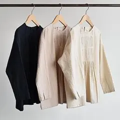 korohiさま　えみおわす　ポケットブラウス　Ｓ キナリ korohiさま えみおわす ポケットブラウス S キナリ ☘️