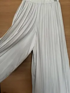 COMME CA ISMプリーツガウチョパンツ