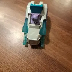 パウ・パトロールエベレスト トラック型キャラクター玩具