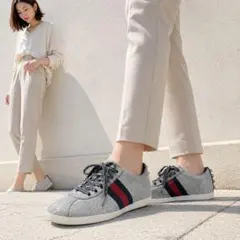 GUCCI グッチ スニーカー シルバー ラメ　シェリーラインのサムネイル