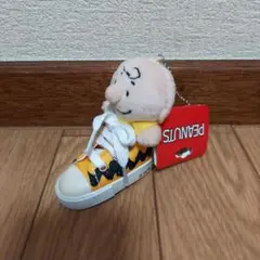 【2018年PEANUTS新品】 チャーリー スニーカーチェーンボールマスコット