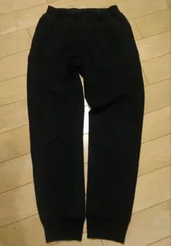 ユニクロ 黒 スウェット ロングパンツ ①