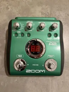 室内で数回使用！ZOOM A2 アコースティックギター用マルチエフェクター 室内で数回使用！ZOOM A2 アコースティックギター用マルチエフェクター