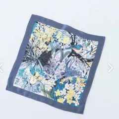 北欧　暮らしの道具店「日常に、ひとさじの憧れを」シルクスカーフ ブルー