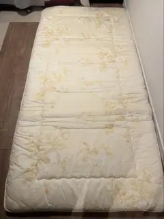 クリーム色　花柄　シングル　敷き布団