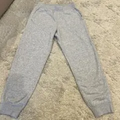 UNIQLO キッズ スウェットパンツ グレーのサムネイル