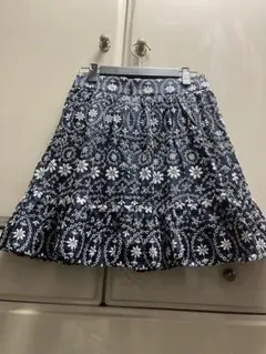 フレアスカート 刺繍 ネイビー　ケイトスペード　00のサムネイル