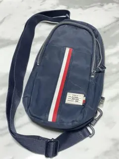 トミーヒルフィガー サコッシュ ネイビー