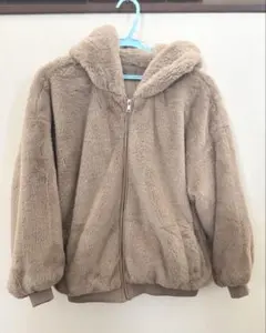 もこもこファーブルゾン