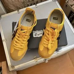 Item thumbnail for item 6a02064a-c7ba-4fd2-9805-d458aa4e11e9