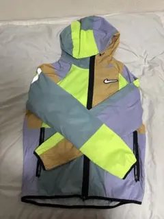 Nike 紫色 ウィンドブレーカー　希少　XL 【嵐二宮和也着用】 Nike グラフィックプリントウィンドブレーカー 希少 XL 【嵐二宮和也