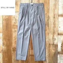【美品】STILL BY HAND 4タック コットン スラックスパンツ 46のサムネイル