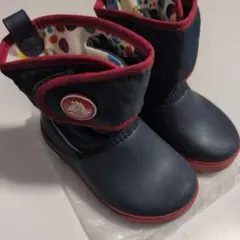 crocs ネイビー 長靴 防水　スノーブーツ