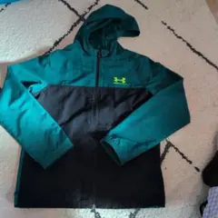 Under Armour フード付きジャンパー 160cm